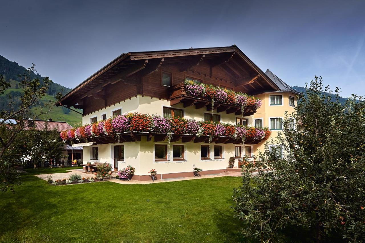 Jagdhof Hotel Grossarl Bagian luar foto