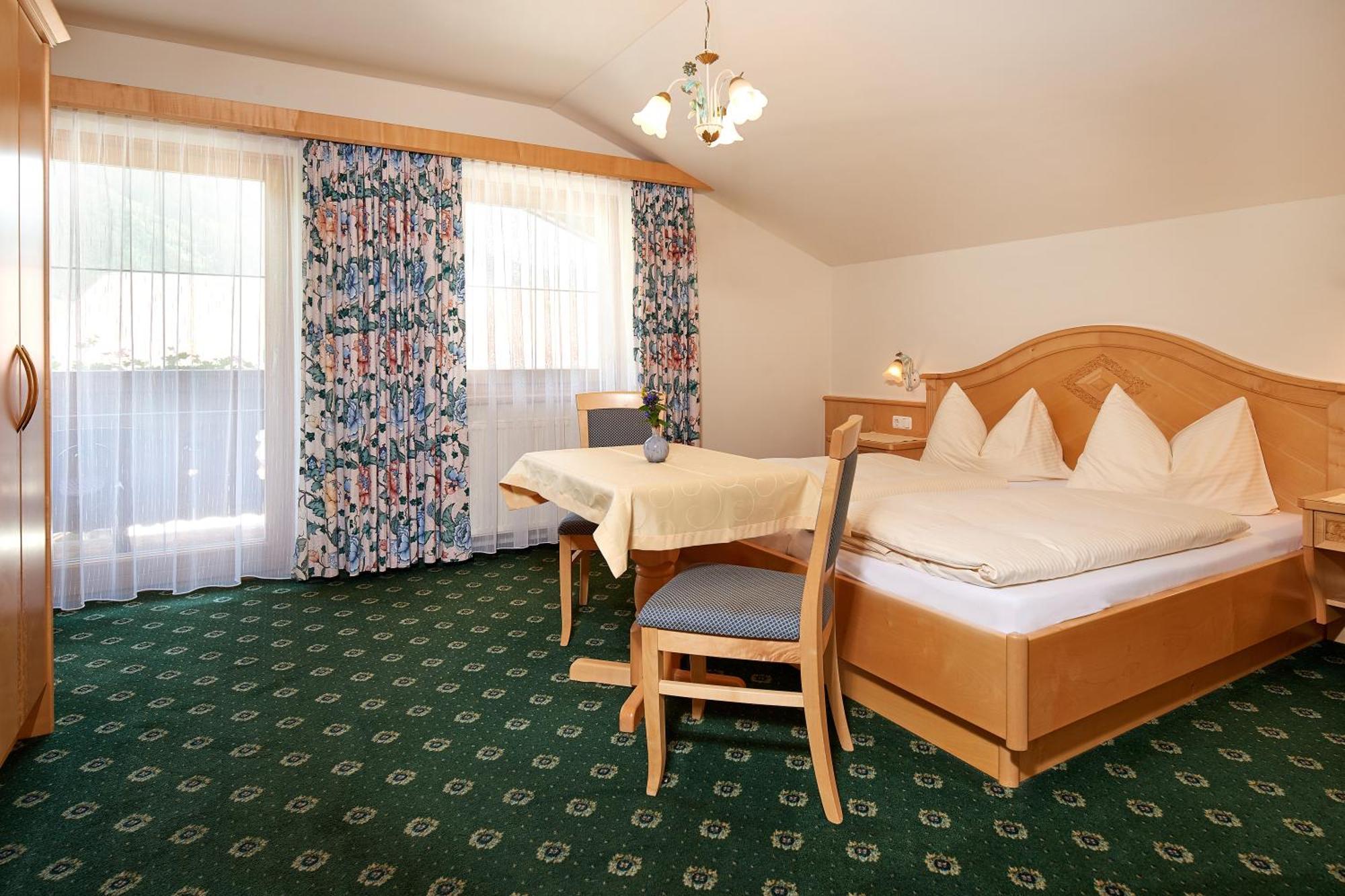 Jagdhof Hotel Grossarl Bagian luar foto